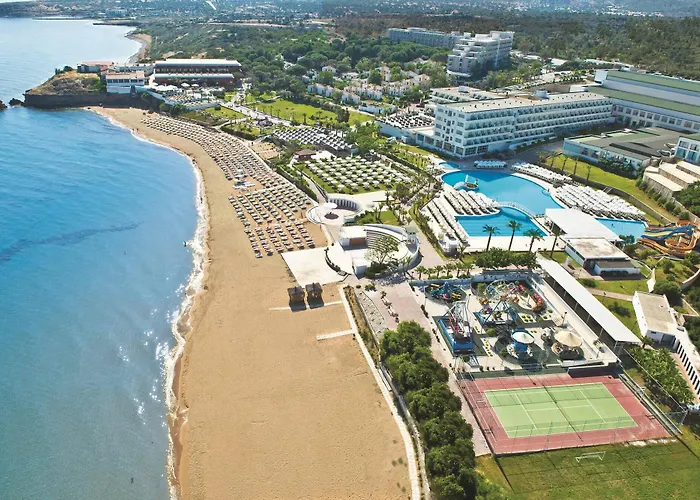 Acapulco Convention Ayios Epiktitos