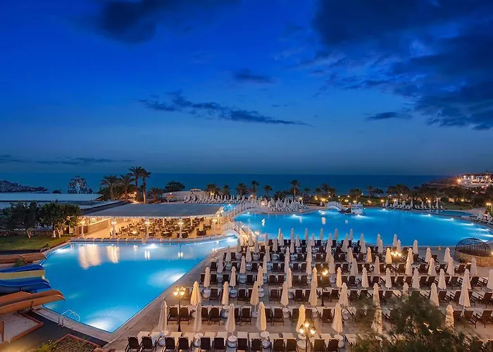 Acapulco Convention Ayios Epiktitos