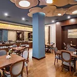 Acapulco Convention 酒店