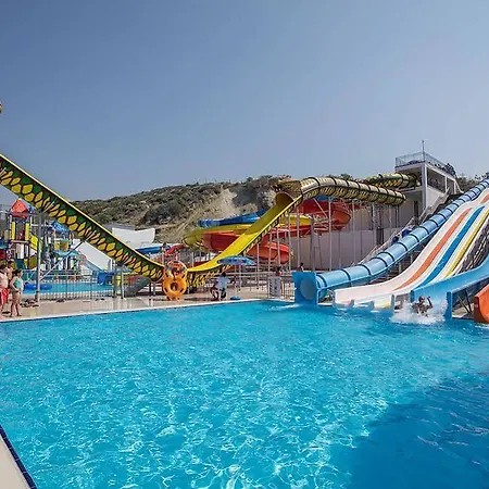 Hotel Acapulco Convention 5*