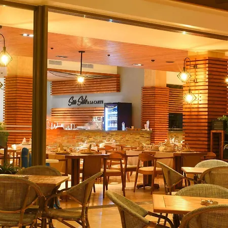 Acapulco Convention Hotel 5*