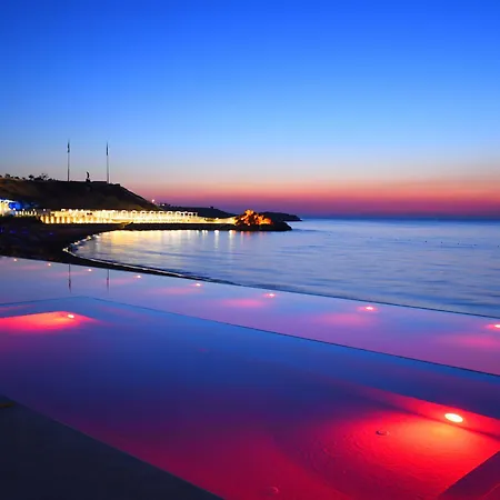 Hotel Acapulco Convention 5*