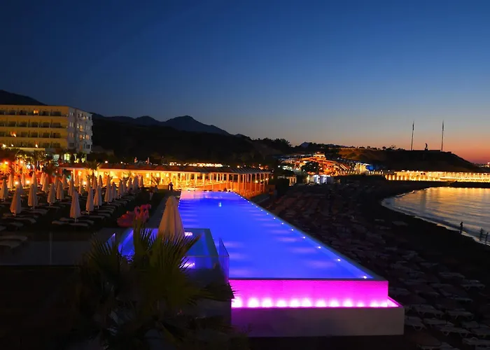 Acapulco Convention Hotel Agios Epiktitos