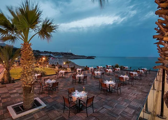 Acapulco Convention Agios Epiktitos