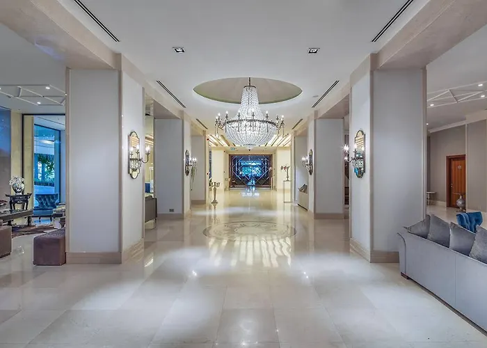 Hotel Acapulco Convention 5*